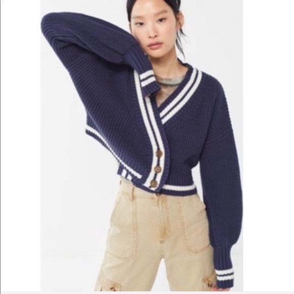 Urban Outfitters Sweaters - UO Heavy Cardigan Button-Down Cropped Knit Blue M
